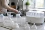 Kūdikio maitinimo priemonių plovimas ir sterilizavimas